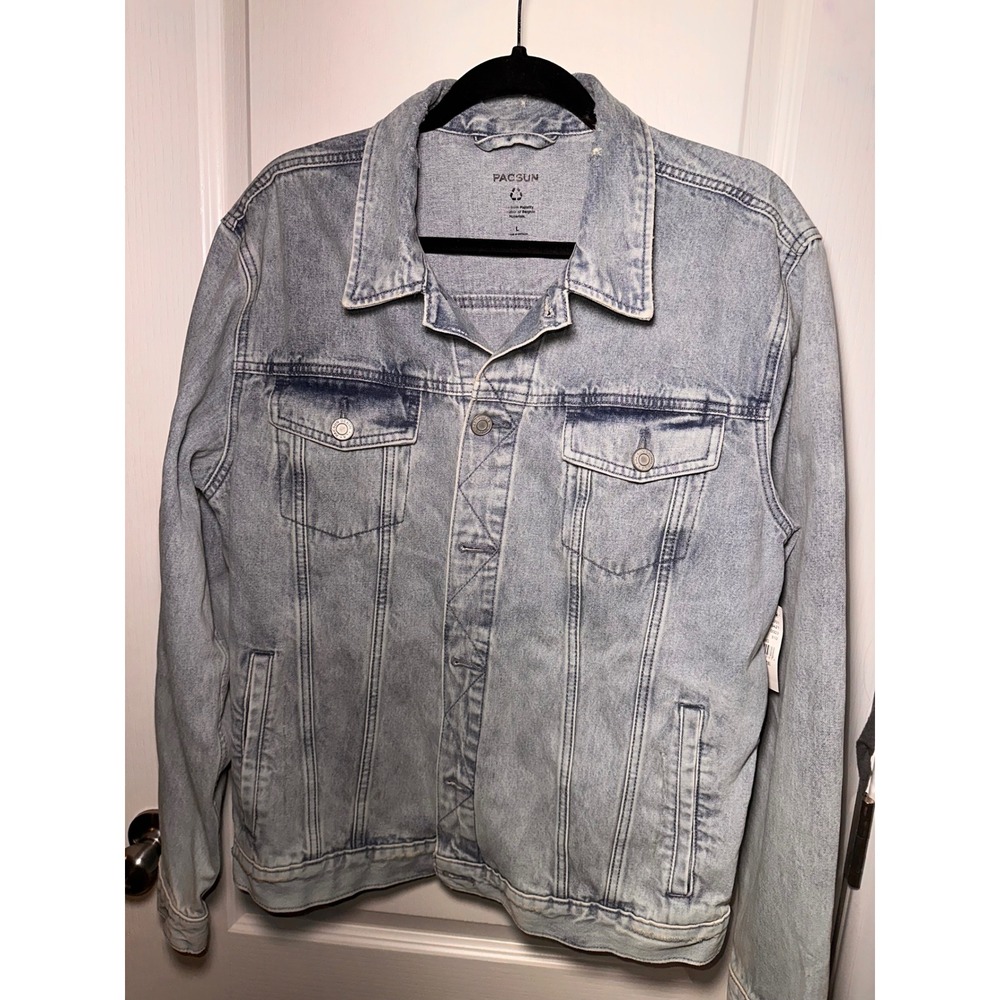 PacSun Mens Light Wash Sustainable Denim Trucker Jacket Large NWT